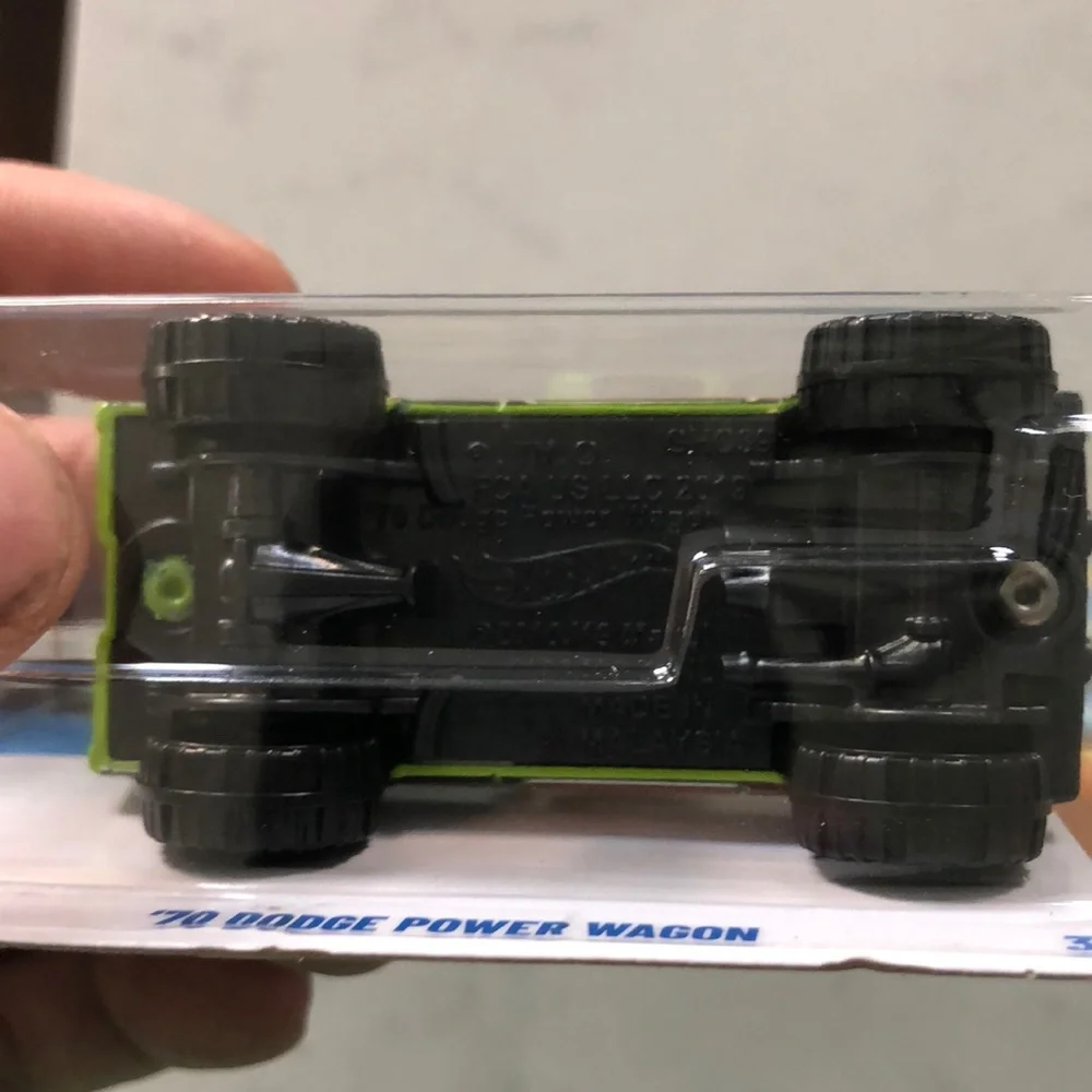 '70 Dodge Power Wagon - Green